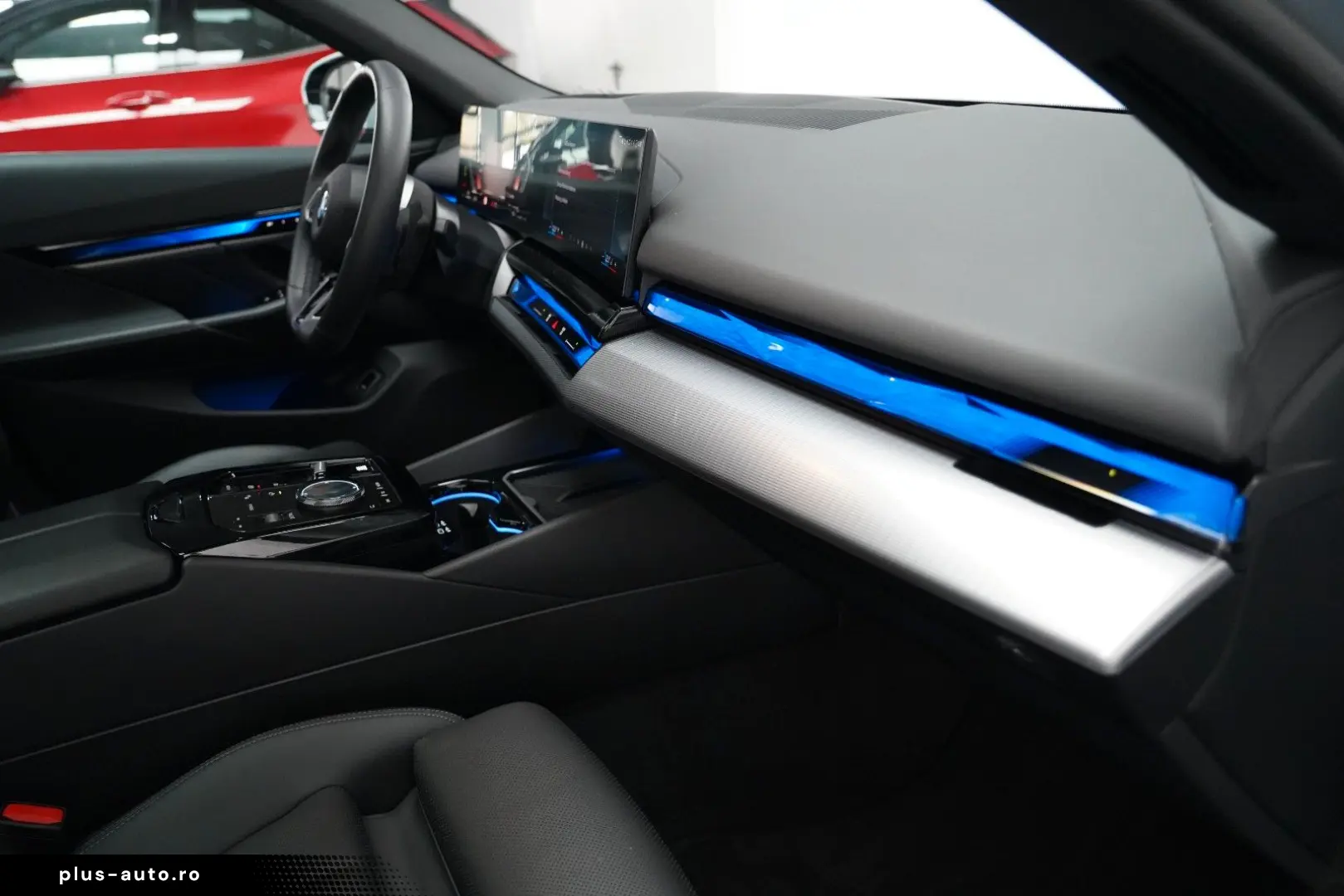 BMW 520d M Sport PRO PANO ICONIC 360 HUD H&K KEY