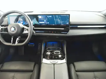 BMW 540d xDrive M Sport Pro ACC LED StandHzg Pano