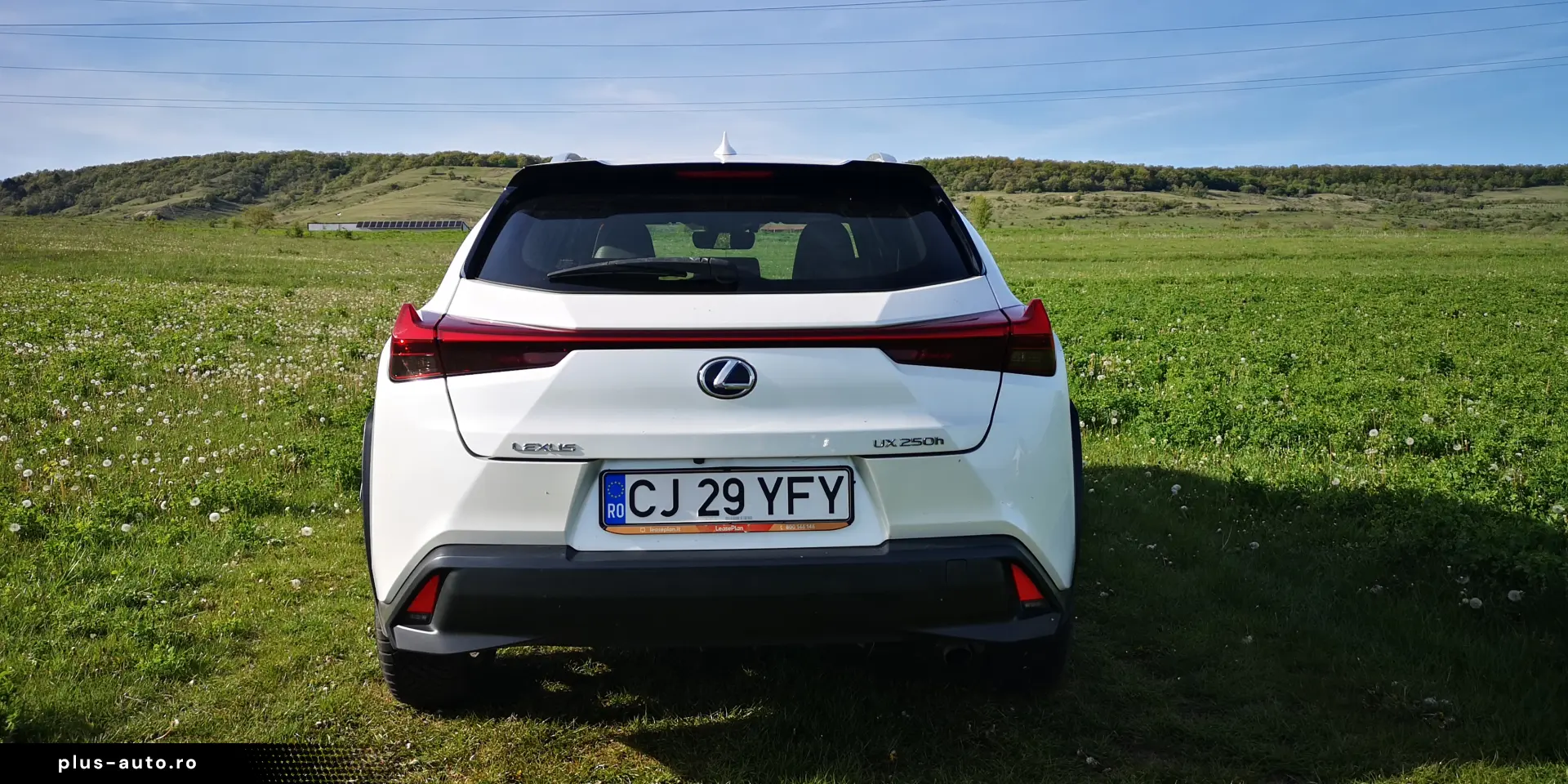 Lexus UX250h
