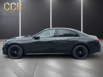 Mercedes-Benz E200 AMG Line Premium Plus
