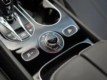 BENTLEY Bentayga 4.0 V8 Azure