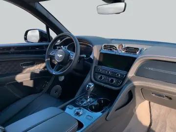 BENTLEY New Bentayga V8 S