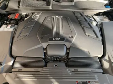 BENTLEY New Bentayga V8 S