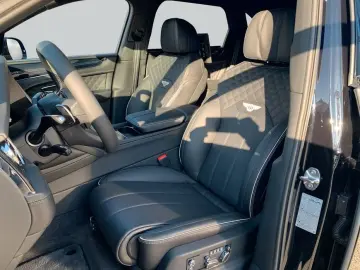 BENTLEY New Bentayga V8 S