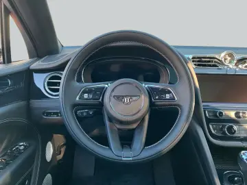 BENTLEY New Bentayga V8 S