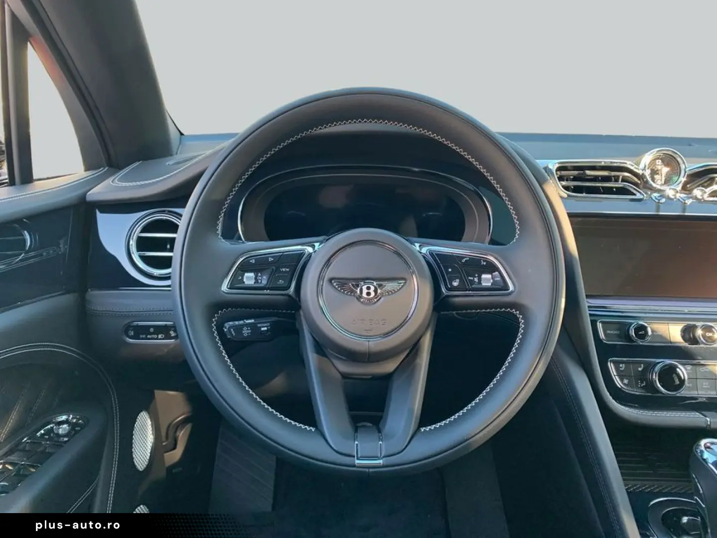 BENTLEY New Bentayga V8 S