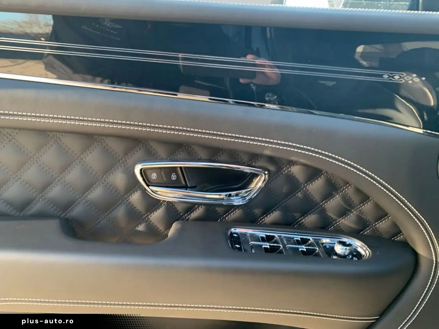BENTLEY New Bentayga V8 S