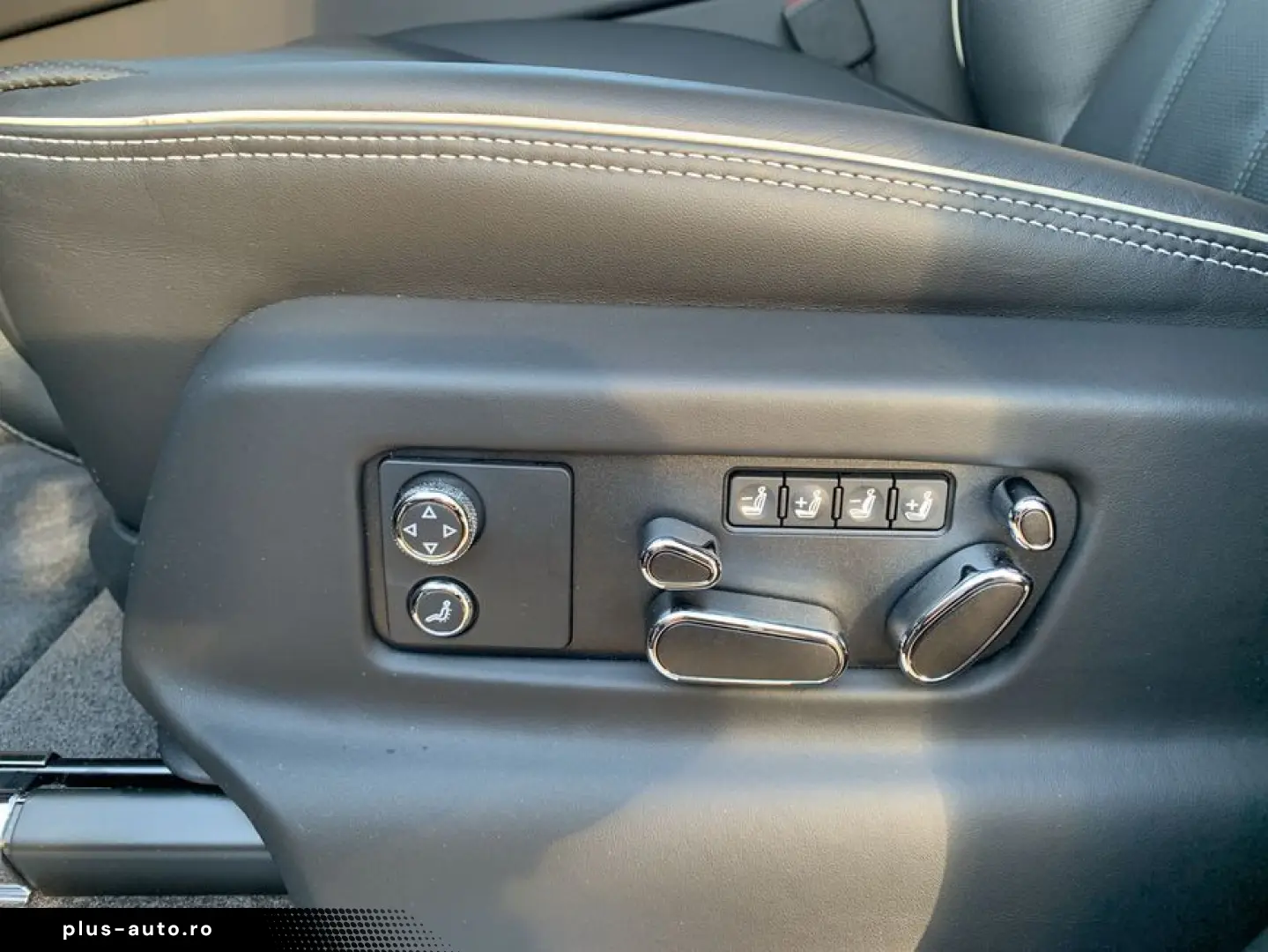 BENTLEY New Bentayga V8 S