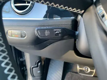 BENTLEY New Bentayga V8 S