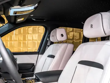Rolls-Royce Cullinan Black Bagde_NOVITEC
