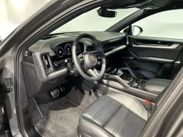 PORSCHE Cayenne E-Hybrid Coupe InnoDrive Head-Up BOSE