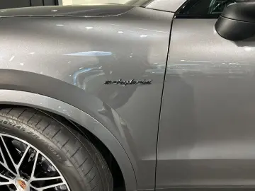 PORSCHE Cayenne E-Hybrid Coupe InnoDrive Head-Up BOSE