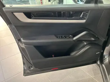 PORSCHE Cayenne E-Hybrid Coupe InnoDrive Head-Up BOSE