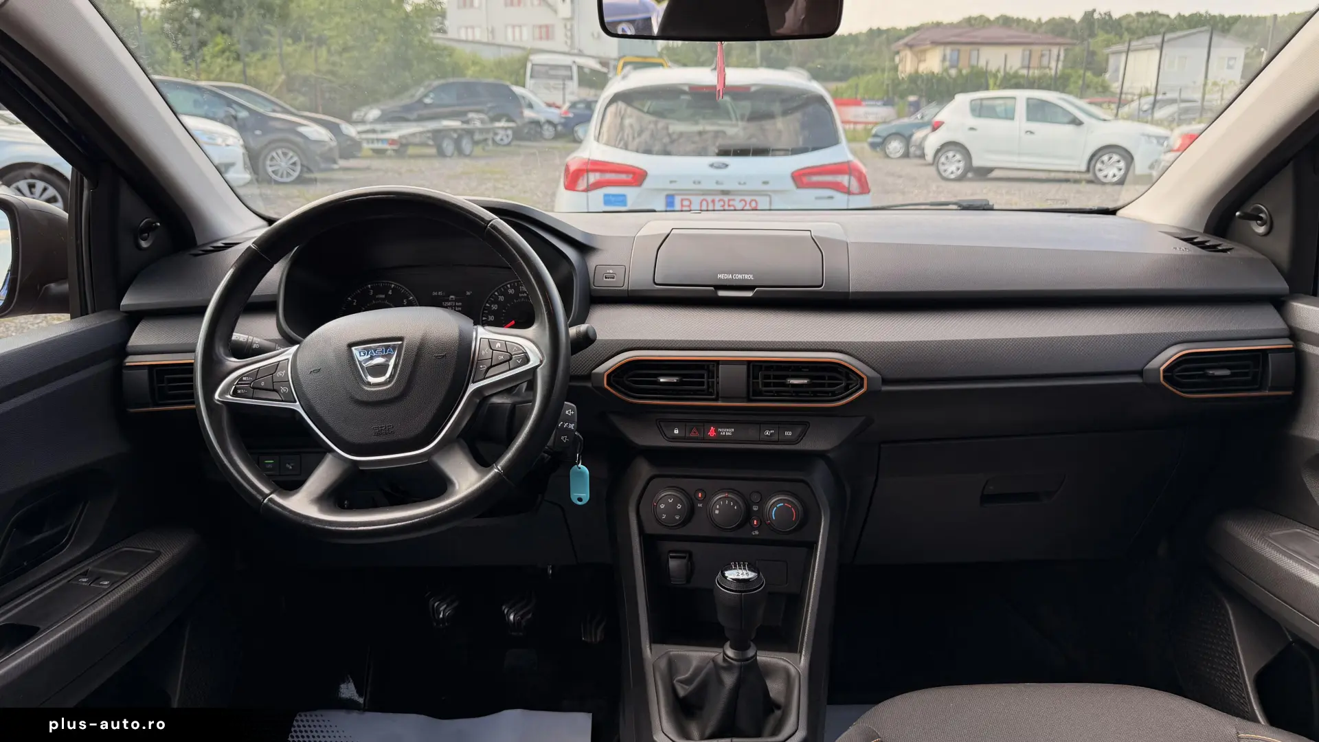 Dacia Sandero Stepway TCe 90 MT6 Essential