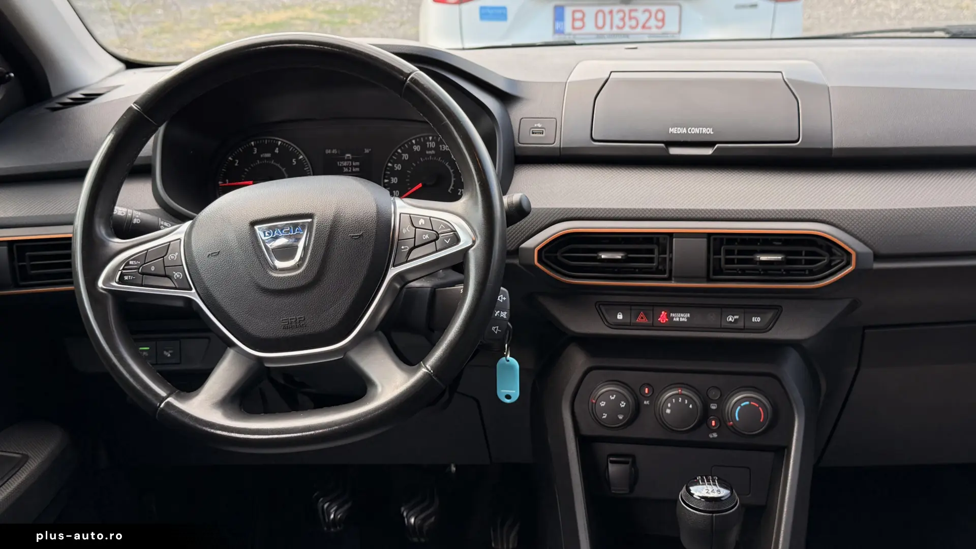 Dacia Sandero Stepway TCe 90 MT6 Essential