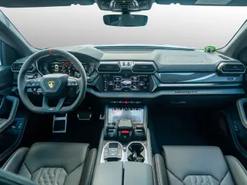 LAMBORGHINI Urus SE  B&O  Dark Package  MY25