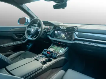 LAMBORGHINI Urus SE  B&O  Dark Package  MY25