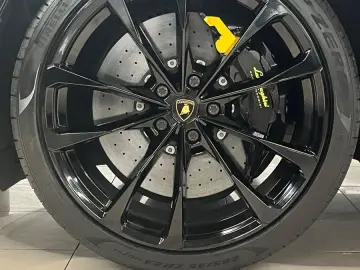 LAMBORGHINI Urus 4.0 V8 Sport B&O PANO HEADUP  MASSAGE 360 A