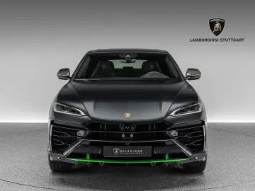 LAMBORGHINI Urus SE
