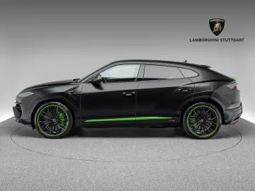 LAMBORGHINI Urus SE