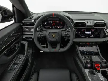 LAMBORGHINI Urus SE