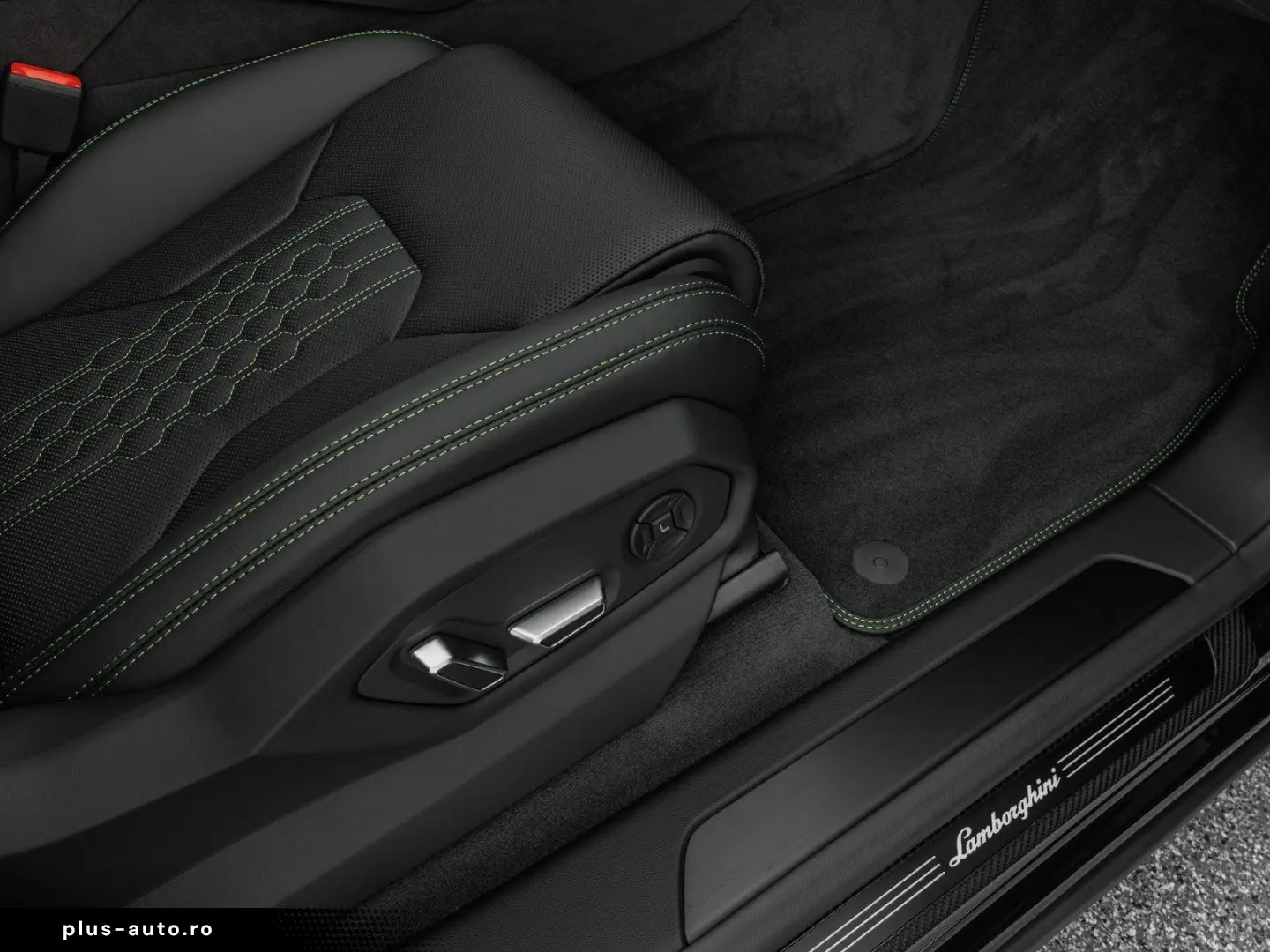 LAMBORGHINI Urus SE