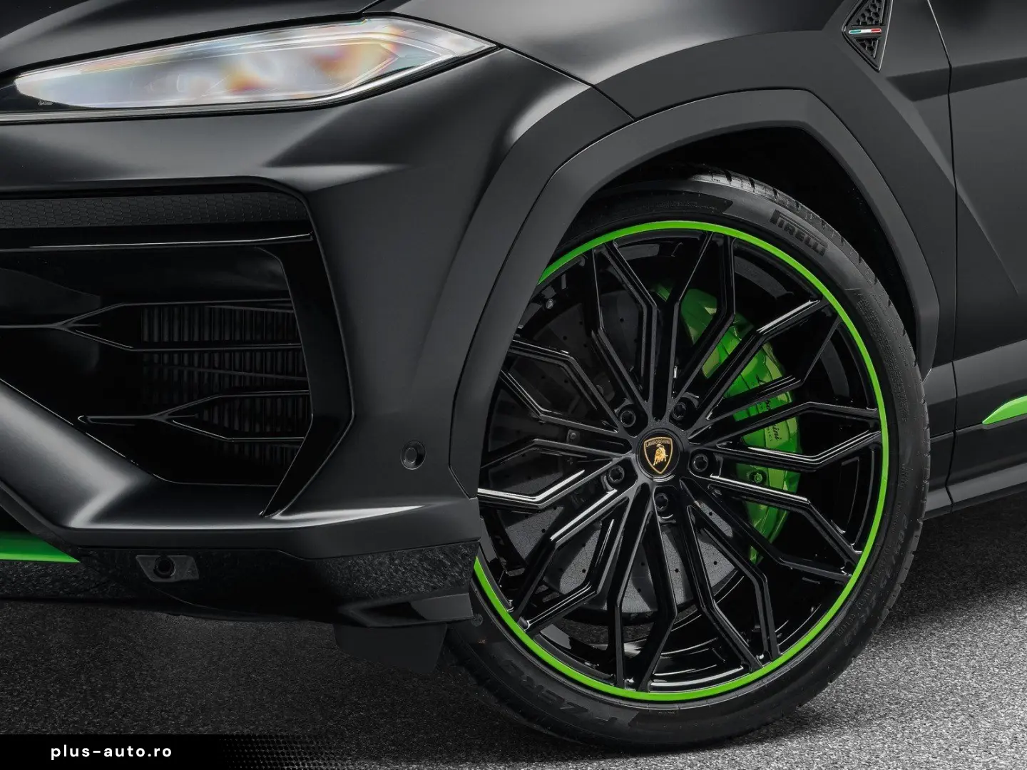 LAMBORGHINI Urus SE