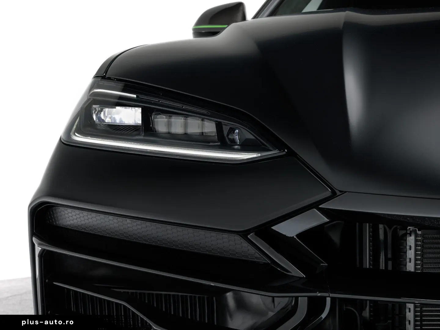 LAMBORGHINI Urus SE