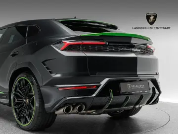LAMBORGHINI Urus SE