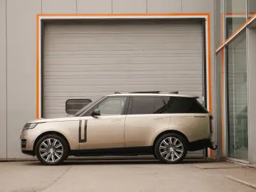 LAND ROVER RR P510e Autobiography Pano AHK 4WS HUD ACC