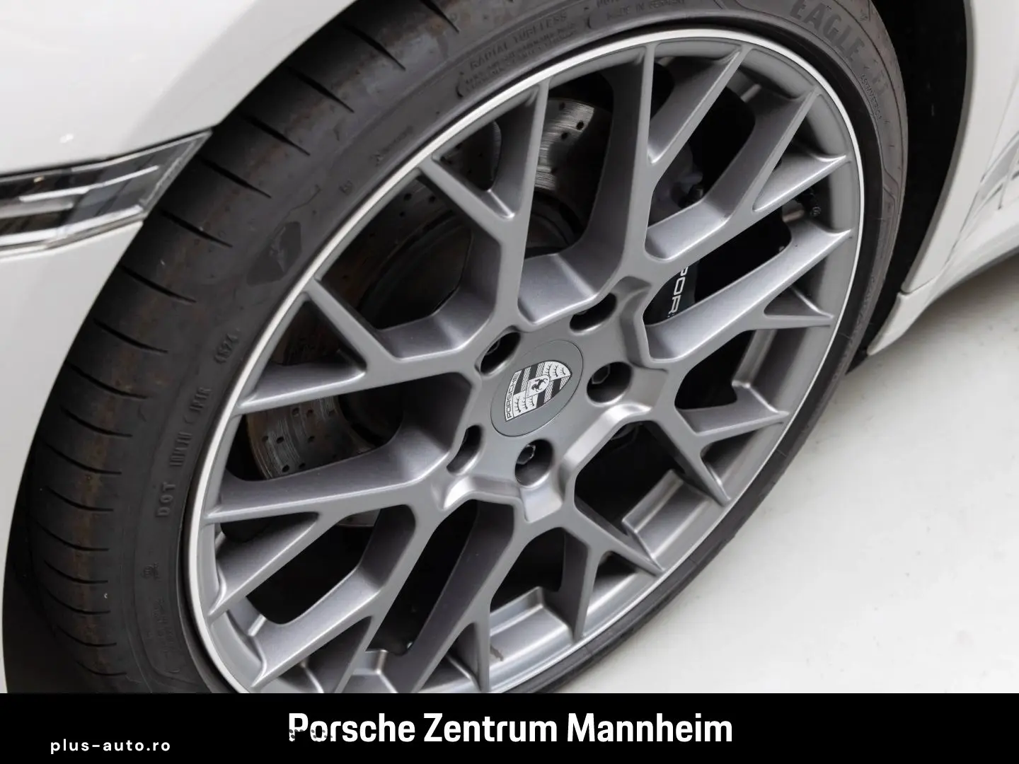 PORSCHE 992 -2 Carrera Sportabgas 14-Wege Bose Schiebeda