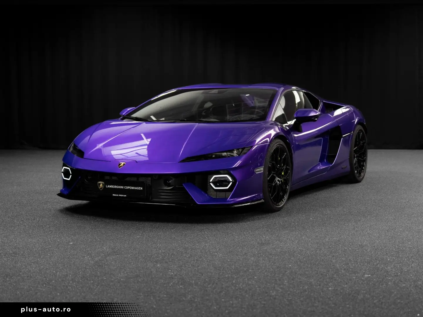 LAMBORGHINI Temerario