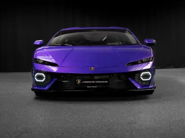 LAMBORGHINI Temerario