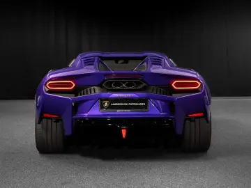 LAMBORGHINI Temerario