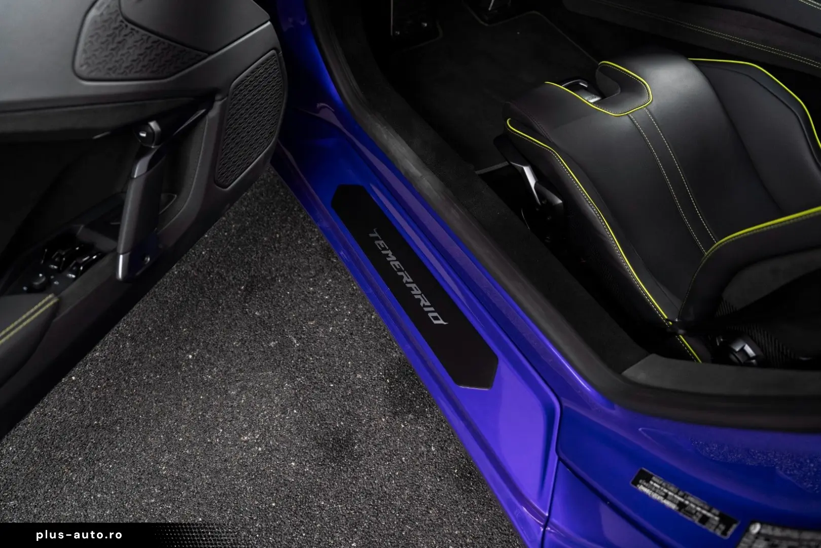 LAMBORGHINI Temerario