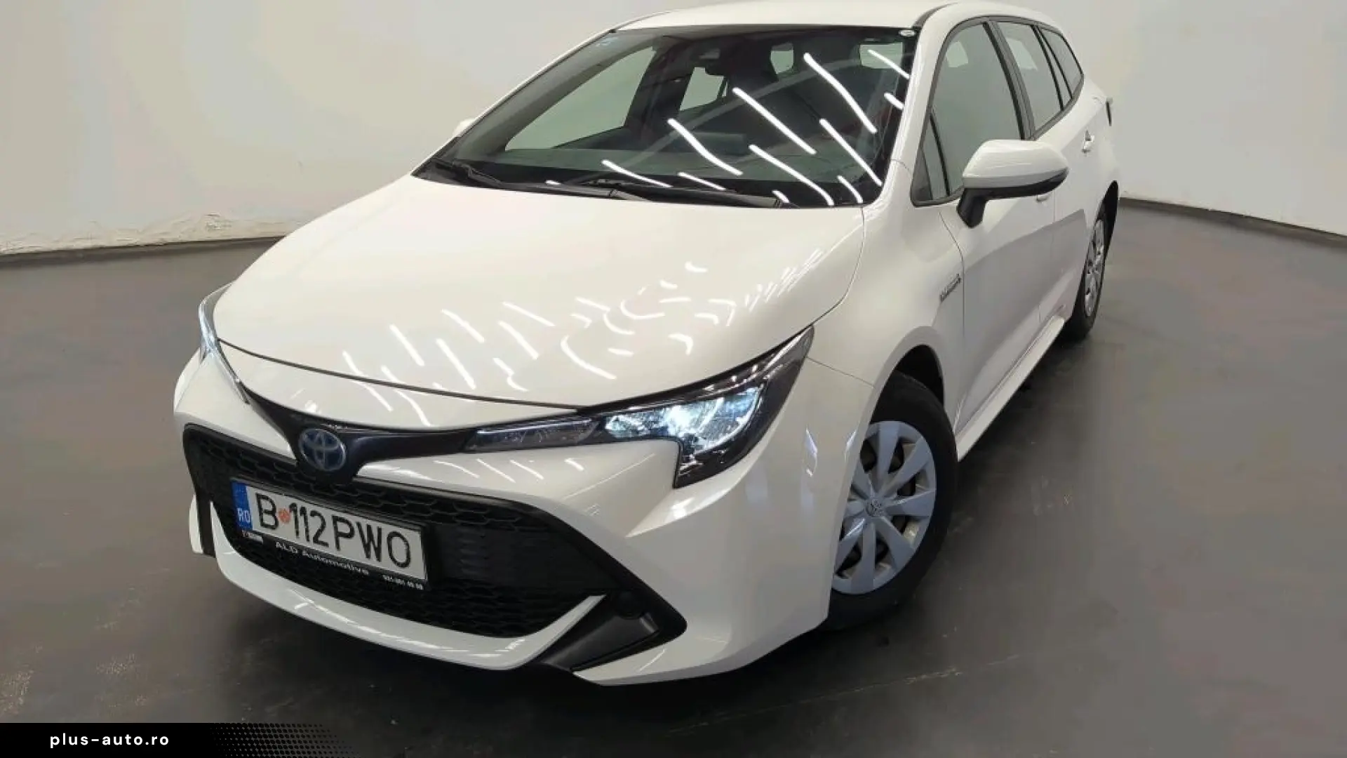 Toyota Corolla 1.8 HSD Business