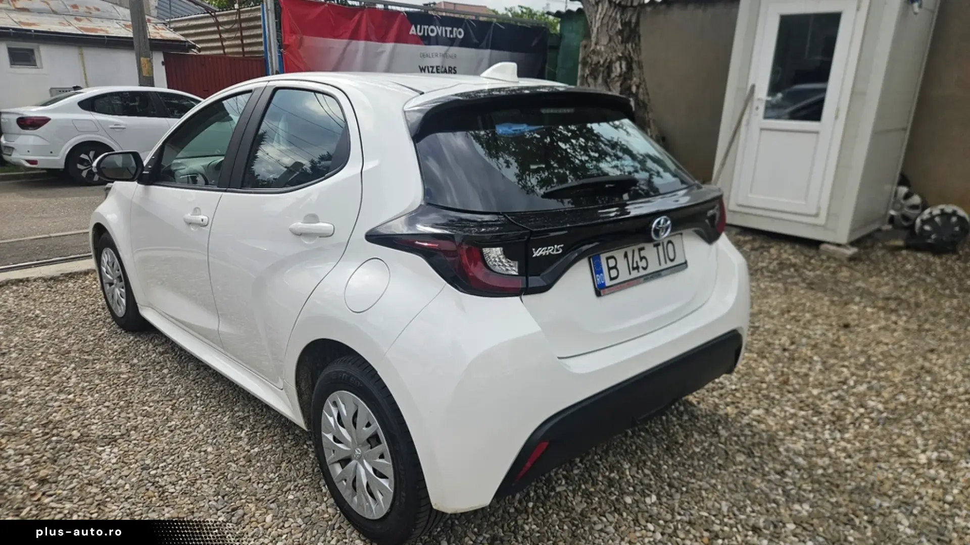 Toyota Yaris 1.5 VVT-i HSD Active