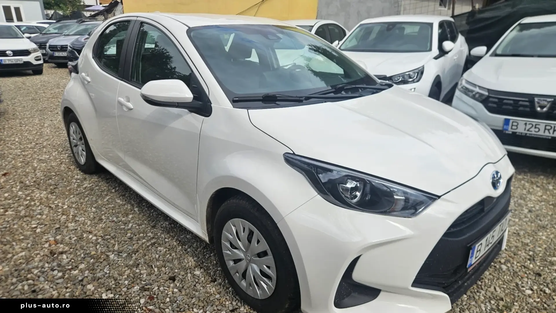 Toyota Yaris 1.5 VVT-i HSD Active