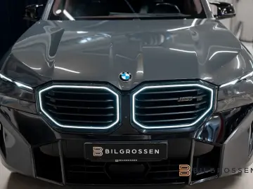 BMW XM 4.4 V8 xDrive 653hp B&W Merino Softclose