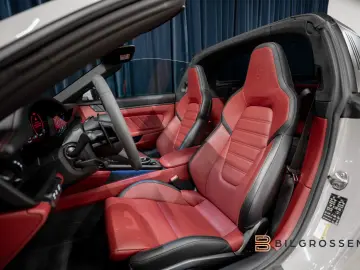 PORSCHE 911 Targa 4 GTS SportDesign Carbon Lyft BOSE