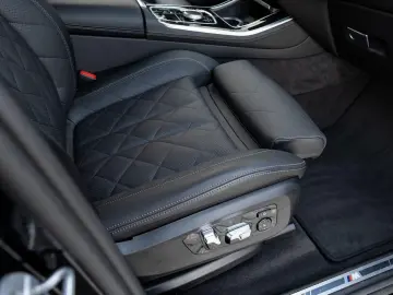 BMW X5 xDrive40d M-Sport AHK ACC PANO Sitzlüft 360