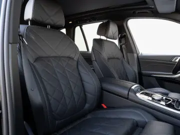 BMW X5 xDrive40d M-Sport AHK ACC PANO Sitzlüft 360