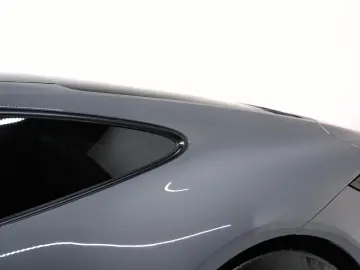 PORSCHE 992 Carrera 4 GTS