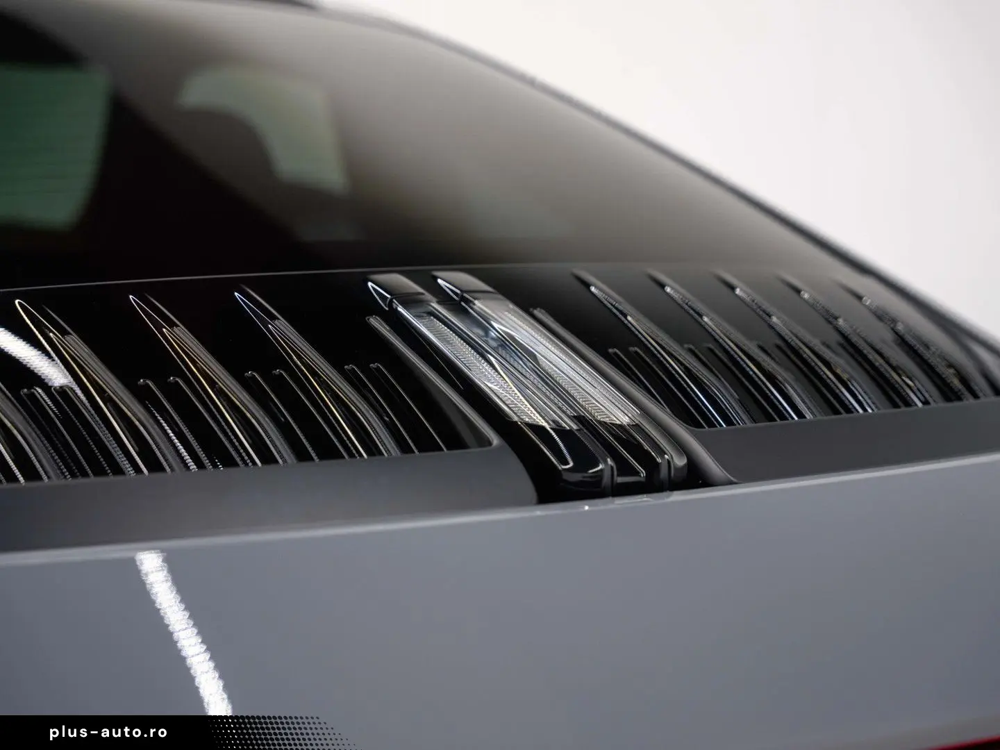 PORSCHE 992 Carrera 4 GTS