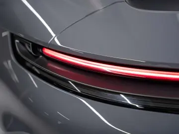 PORSCHE 992 Carrera 4 GTS