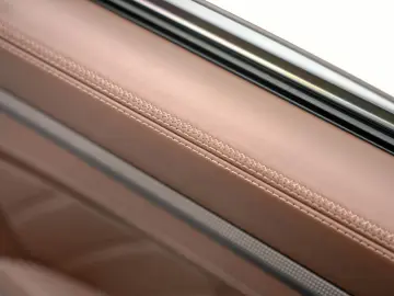 PORSCHE 992 Carrera 4 GTS