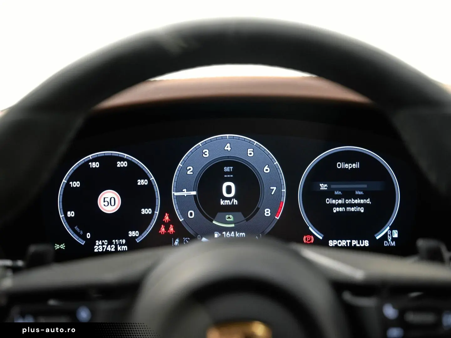 PORSCHE 992 Carrera 4 GTS