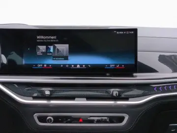 BMW X5 xDrive 40i M Sport Pano StHz H K PAPro DAPro