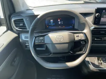 Toyota Proace Verso Teamplayer SHZ GRA LED AHK Klima