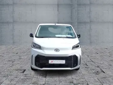 Toyota Proace Verso EV